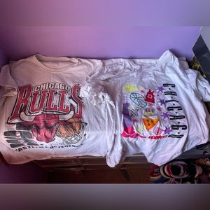 2 chicago bulls shirts